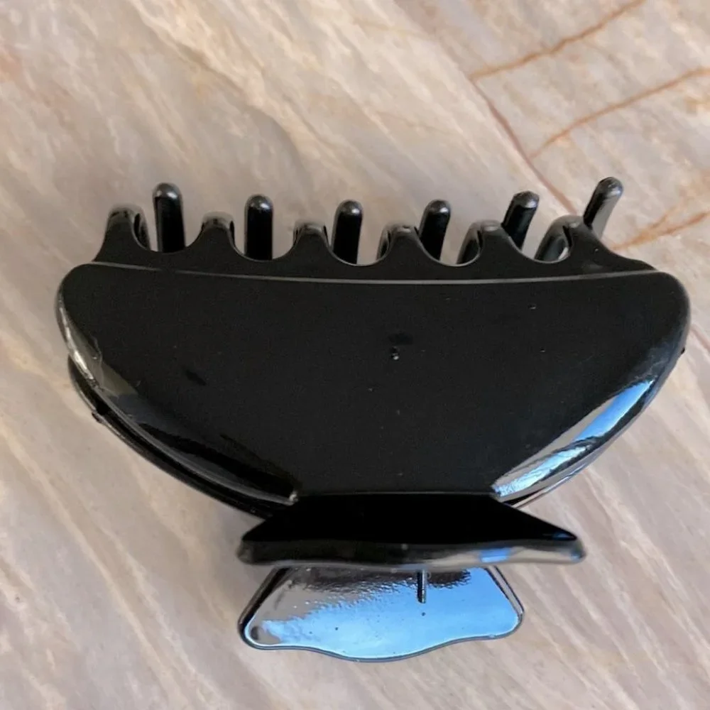 Hair Claw Clips for Women Basic Simple Black Plastic Hair Pin Japanese Girl Crab